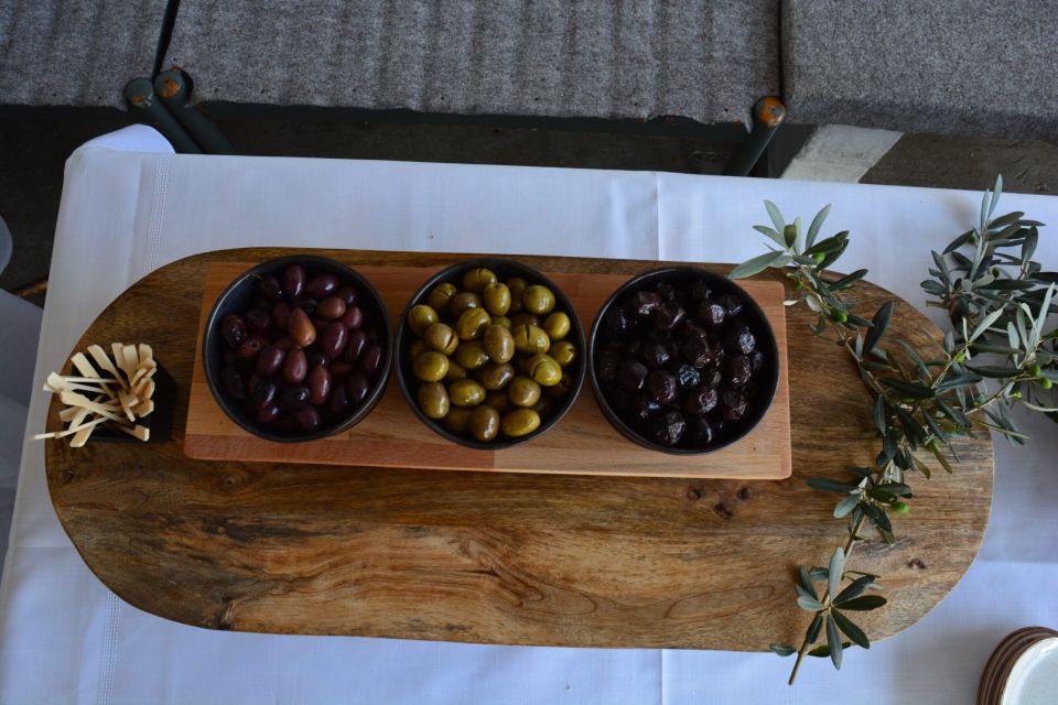 Olives & Olive Oil Tasting + Wine (3 in 1 Experience!) - Location & Meeting Point