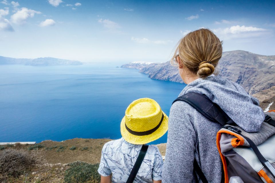 Imerovígli: Santorini Guided Morning Hike With Food Tasting - Key Points