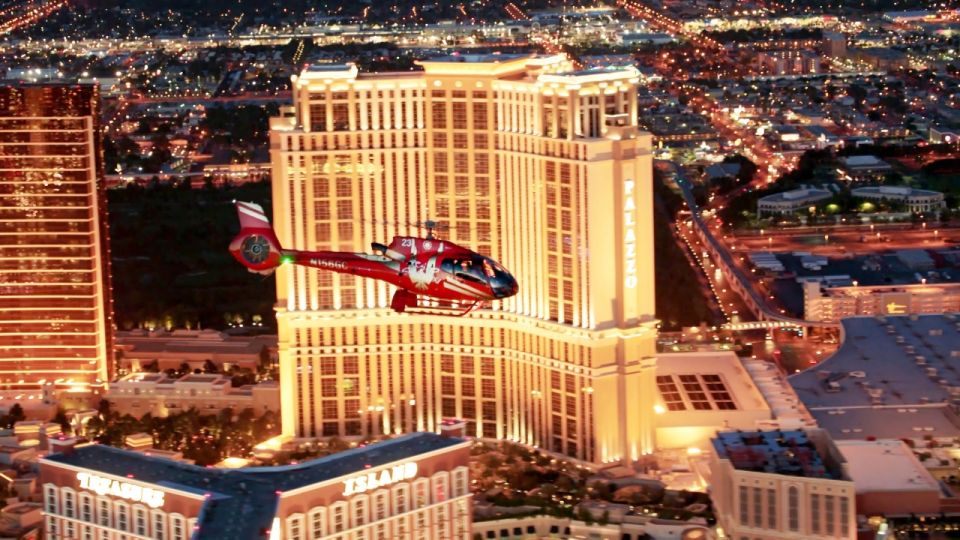 Las Vegas: Buddy V's Ristorante Lunch and Helicopter Flight - Key Points