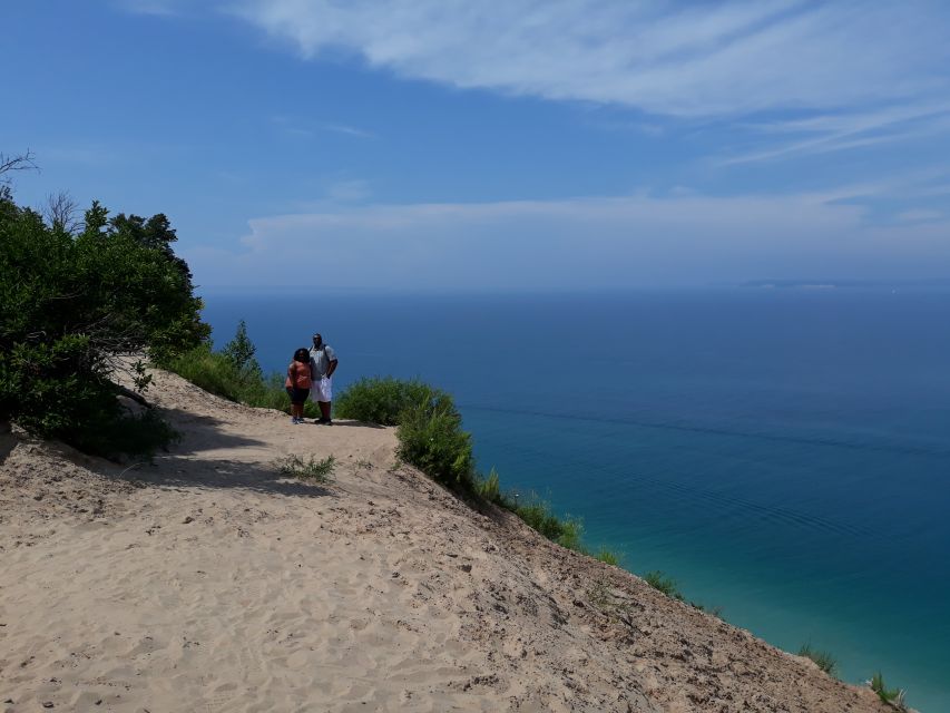 Traverse City: 6-Hour Tour of Sleeping Bear Dunes - Key Points