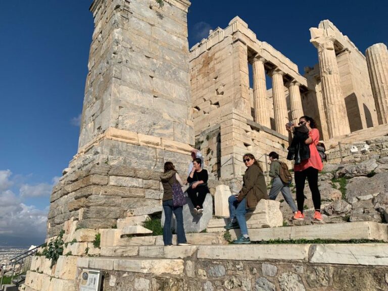 Athens: Small Group Guided Tour of Acropolis & Parthenon