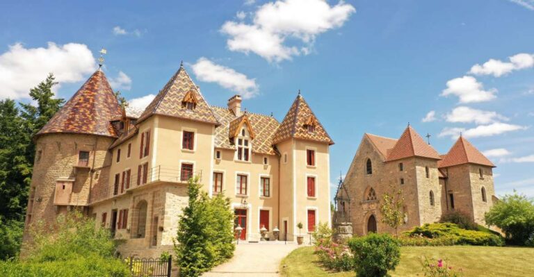 Burgundy: Audio-Guided Tour of Château De Couches