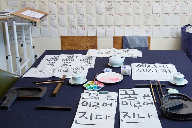 Create a Korean Calligraphy Scroll in Insadong Seoul - Discovering the Art of Korean Calligraphy