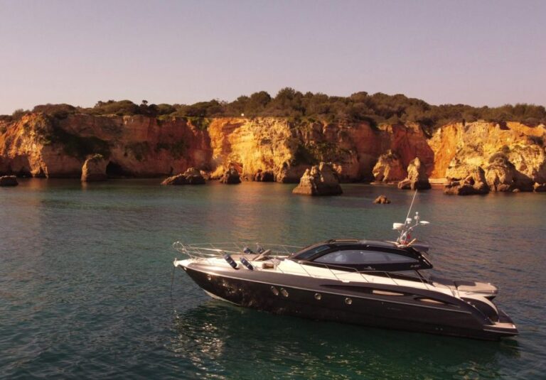 Enjoy the Breathtaking of Algarve Coastline