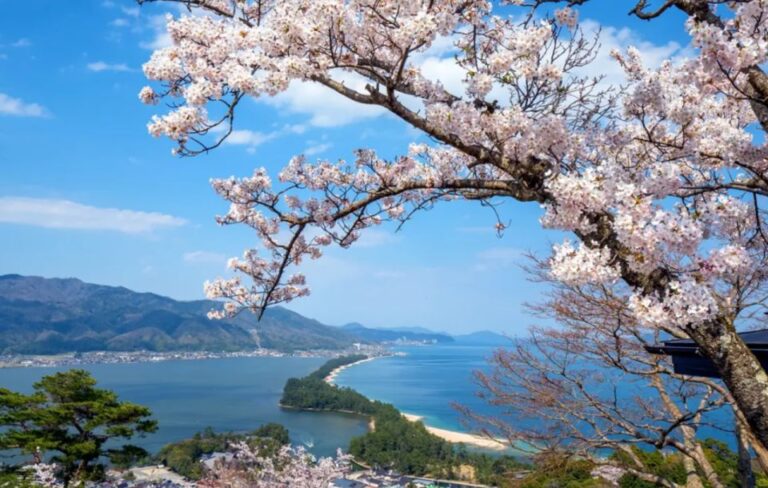 From Osaka: Miyama Village, Ine Bay & Amanohashidate Tour