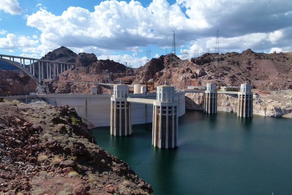 Las Vegas: Hoover Dam, Craft Beer & Comedy Show Tour - Tour Overview