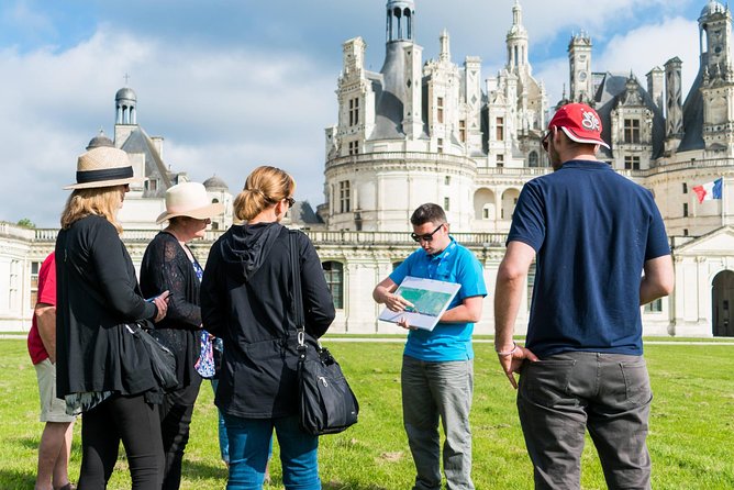 Loire Valley Wine and Castles Small-Group Day Trip From Paris