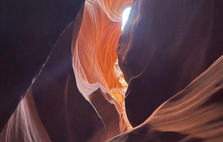 Page: Upper Antelope Canyon Guided Tour