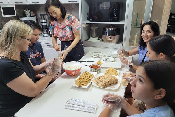 Private Tour: N.Korea Cooking Class & Talk With N.Korean Defector