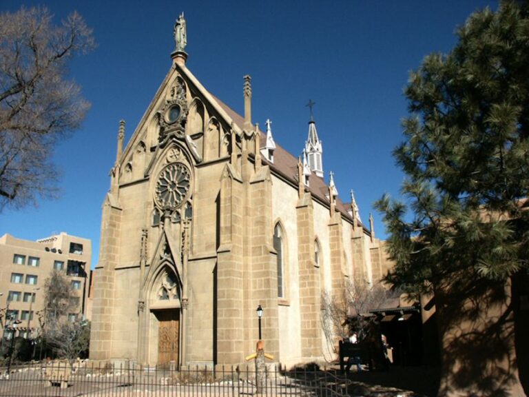 Santa Fe: Historic Downtown Self-Guided Audio Walking Tour