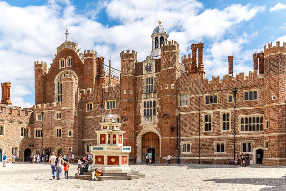 Skip-The-Line Hampton Court Palace From London by Car - Tour Details