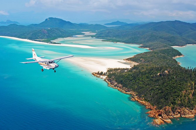 1-Hour Great Barrier Reef and Island Whitsundays Scenic Flight - Pre-Flight Experience