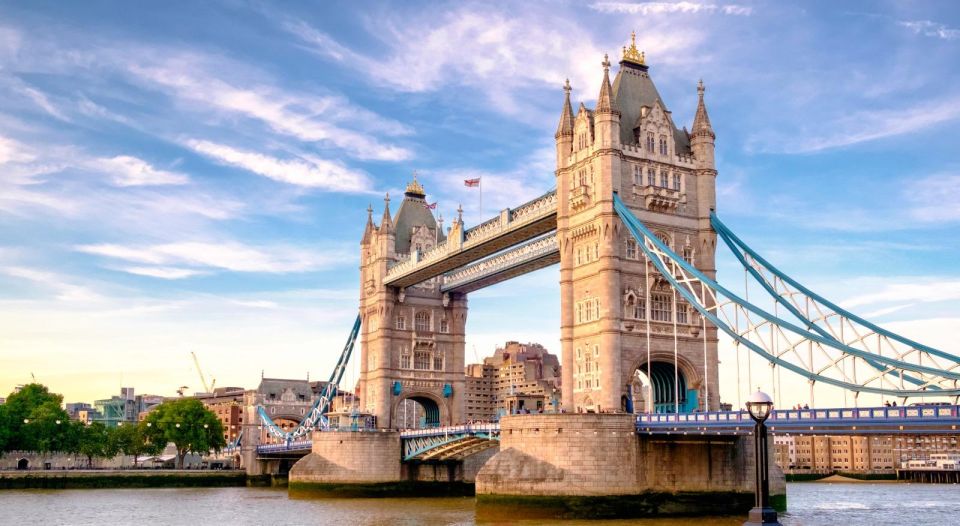 Experience 6-Hour Luxury Tour of Londons Highlights. - Itinerary