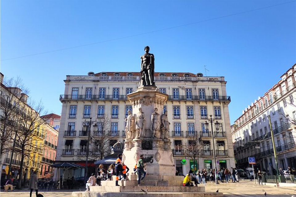 Historical Lisbon Tuktuk tour - 4 hours - Private Group Experience and Cancellation Policy