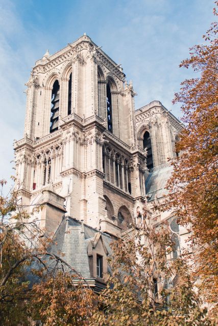 Le Marais. the Vibrant City Center and Its Charming Streets. - A Stroll Through Historic Streets