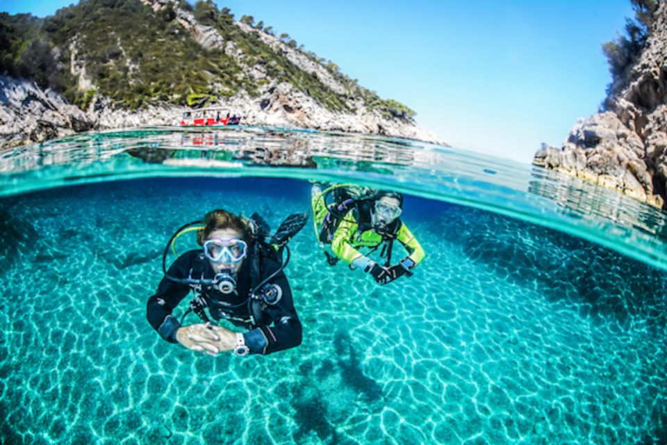 Sesimbra: Open Water Course - Provider: Mega Dive