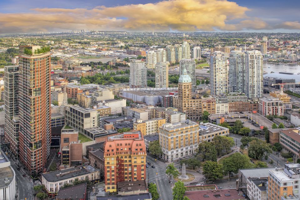 Vancouver Downtown: A Self-Guided Exploration by Car - Must-See Landmarks in Vancouver Downtown