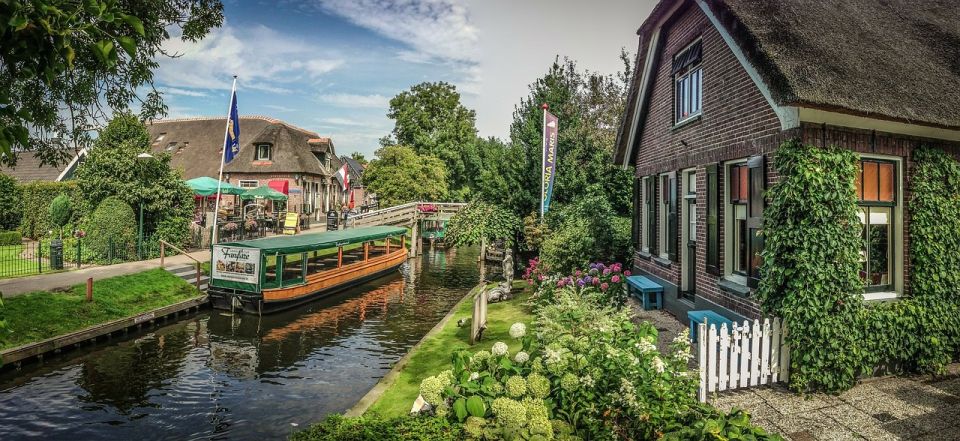 Amsterdam: Giethoorn Tour With Canal Cruise and Windmills - Availability and Host/Greeter Services