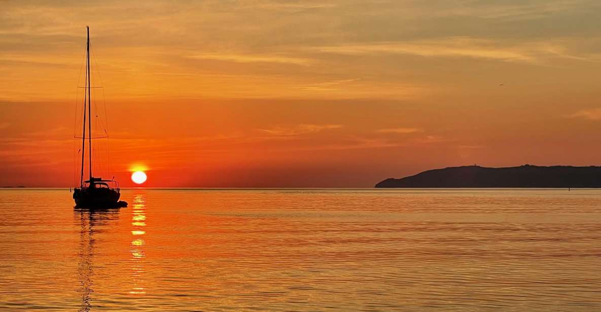 At Sea Departure From Hyères: Sunset by Sailboat - Full Activity Description and Itinerary