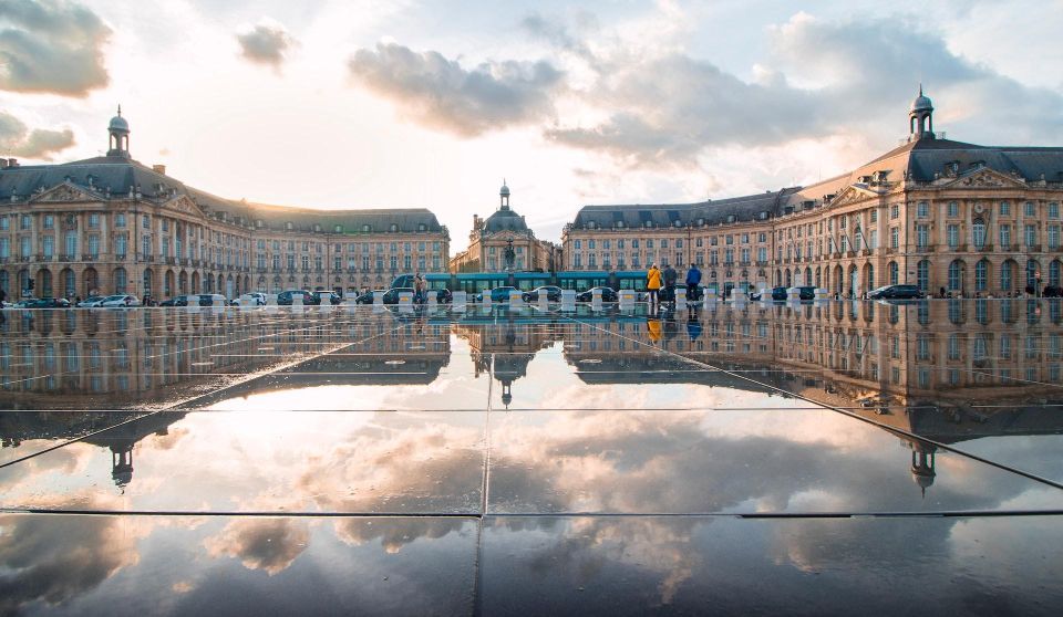 Bordeaux : The Digital Audio Guide - Audio Guide Features and Benefits