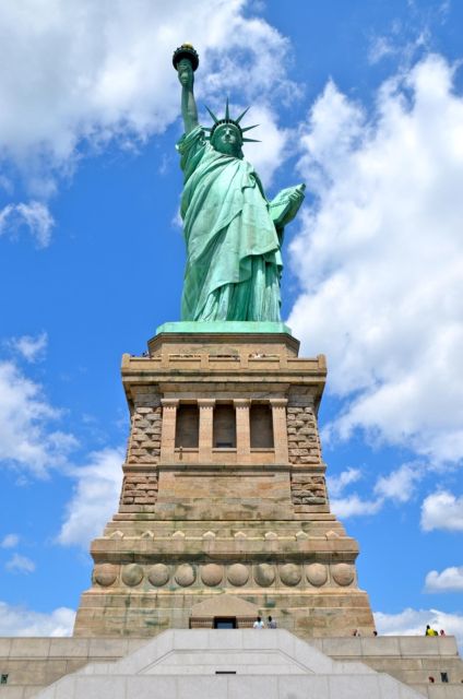 Easy Access Statue of Liberty & Brooklyn Bridge Discovery - Meeting Point