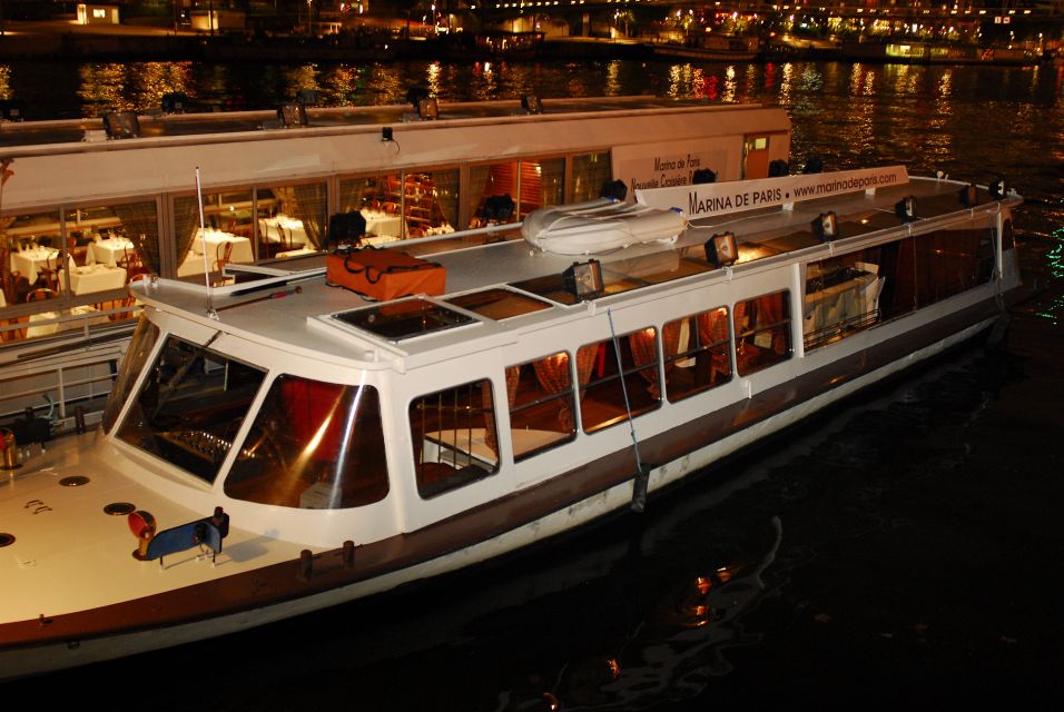 From Paris: Dinner Cruise on The Magical River Seine - Multilingual Commentary and Music