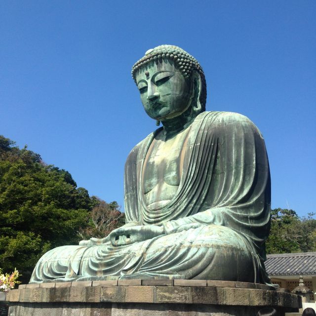 Kamakura: Great Buddha, Hase Temple, & Komachi Street Tour - Hase Temple: Flowers and Statues