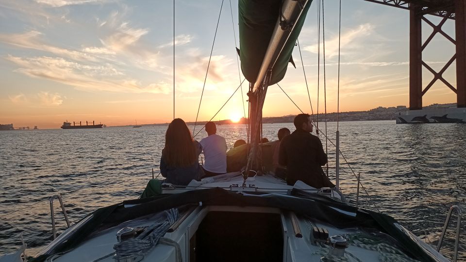 Lisbon: Sunset Cruise on the Tagus River With Welcome Drink - Customer Reviews