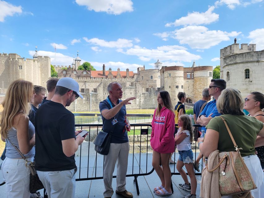 London: Tower of London Tour With Crown Jewels & Beefeaters - Tour Inclusions