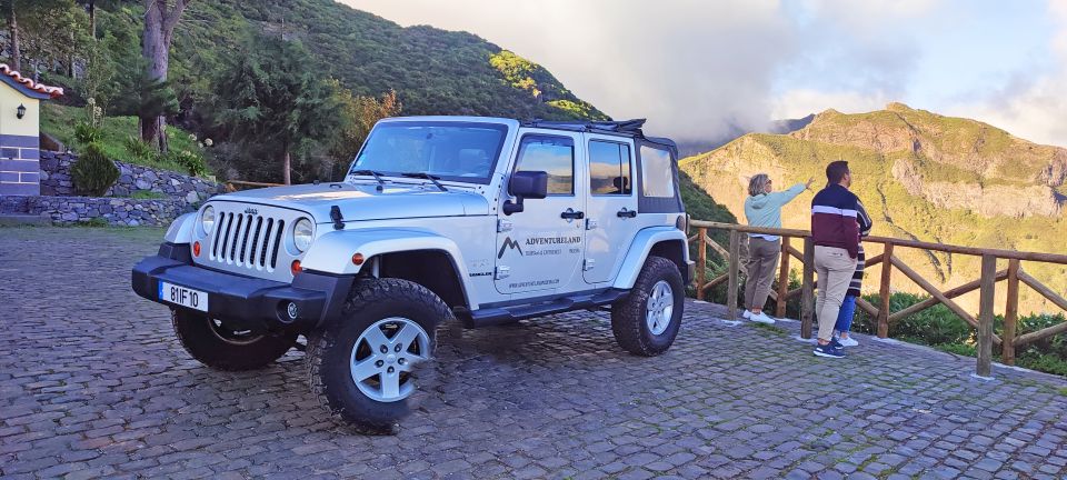 Nuns Valley & Sky Walk Private Vip Wrangler Tour 4x4 - Language Options