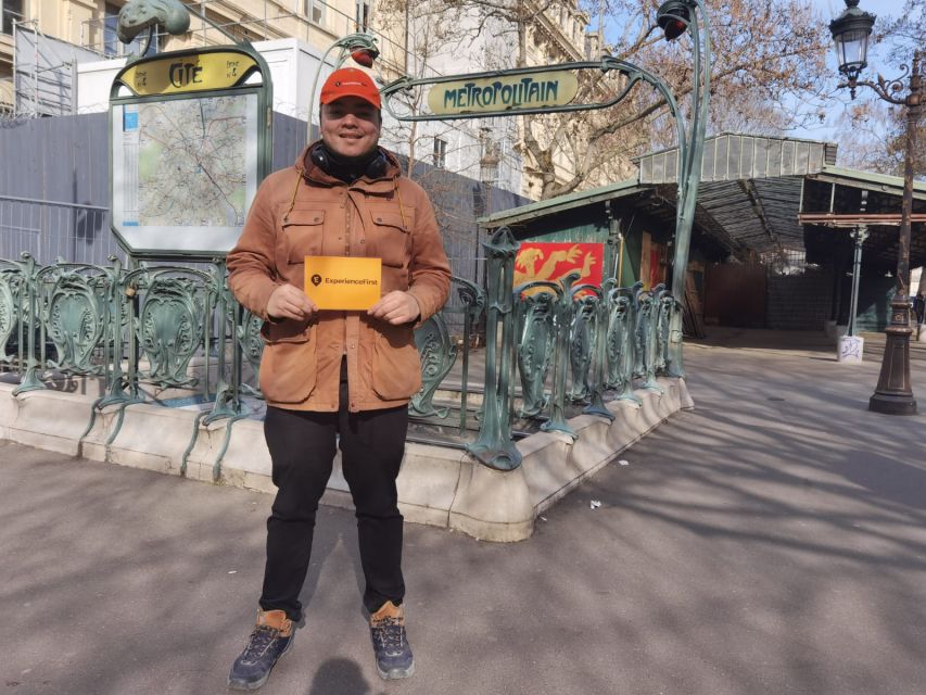 Paris: Latin Quarter Walking Tour With Local Guide - Language and Inclusions