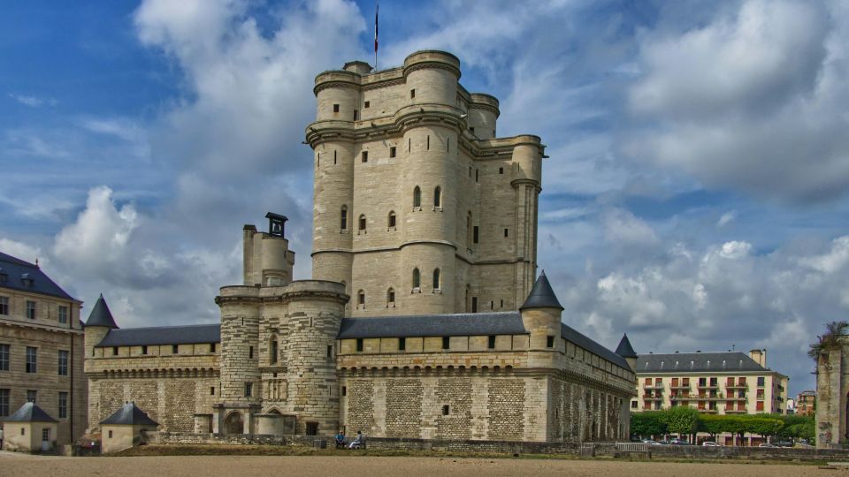 Vincennes Castle: Private Guided Tour With Entry Ticket - Highlights and Description