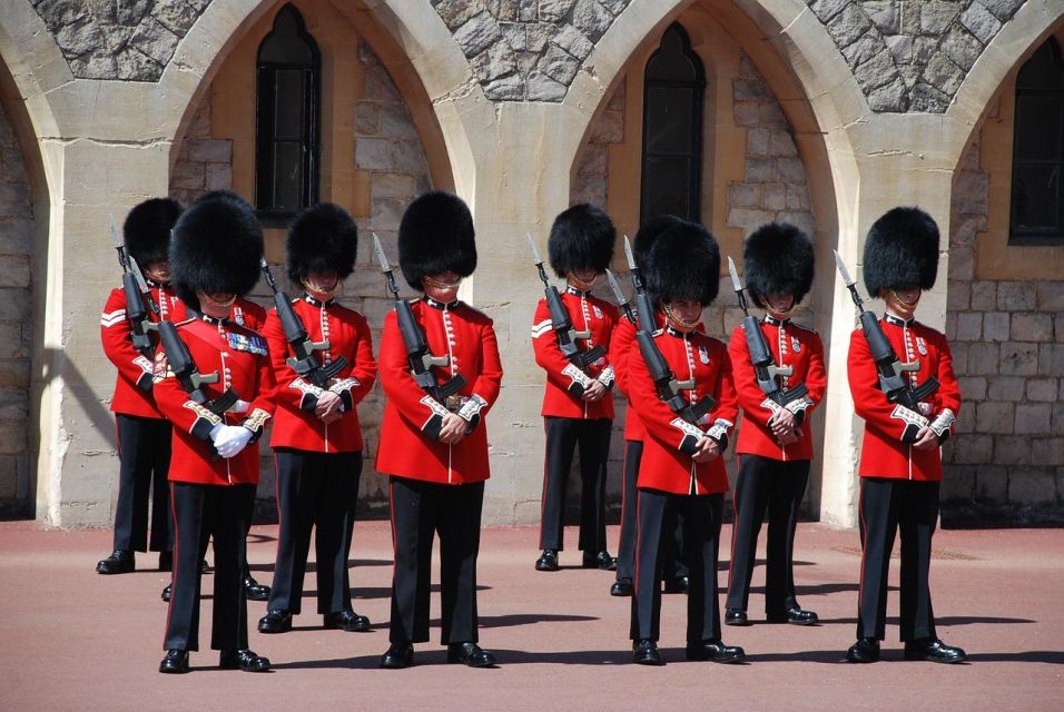 Windsor Castle Private Tour With Admission - Itinerary