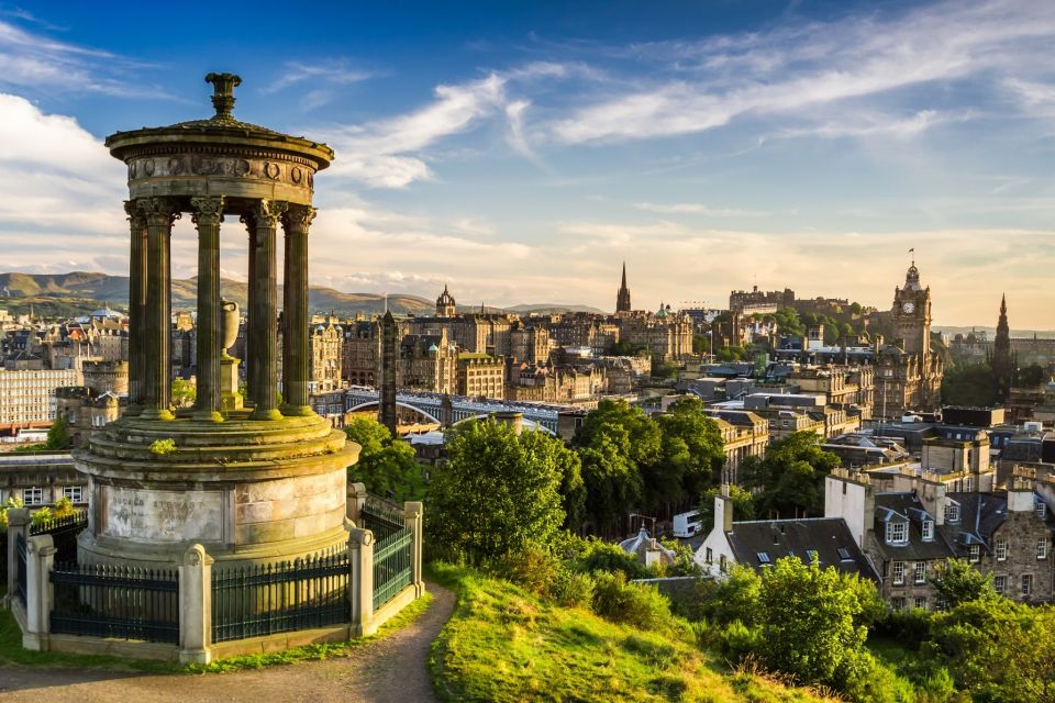 Edinburgh: the Royal City Tour From London - Meeting Point