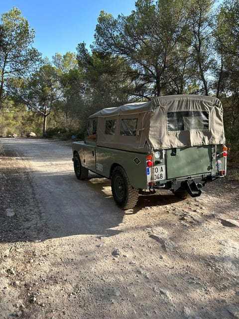 Palma De Mallorca: Tour Land Rover Calas SW Mallorca - Experience