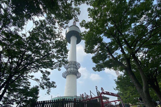 Seoul Tower Walking Tour - Exploring Seoul Tower Landmarks