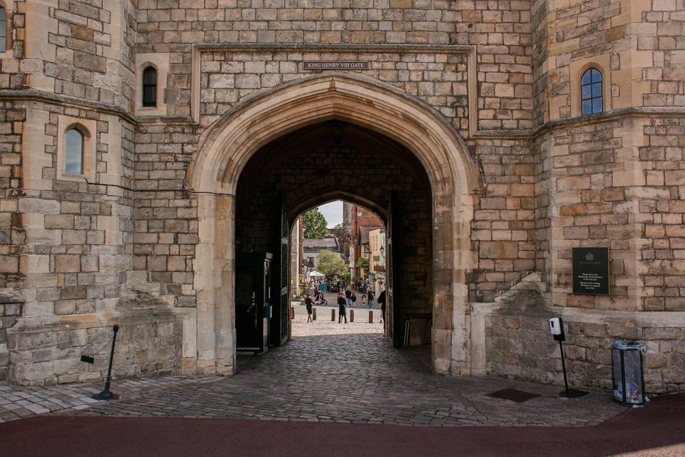 Windsor Castle Private Tour With Admission - Important Information