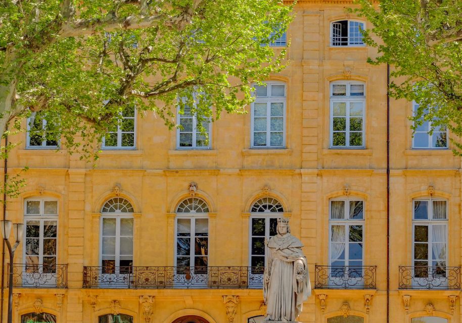 Aix-en-Provence: Scavenger Hunt and Self-Guided Tour - Navigating the Self-Guided Route