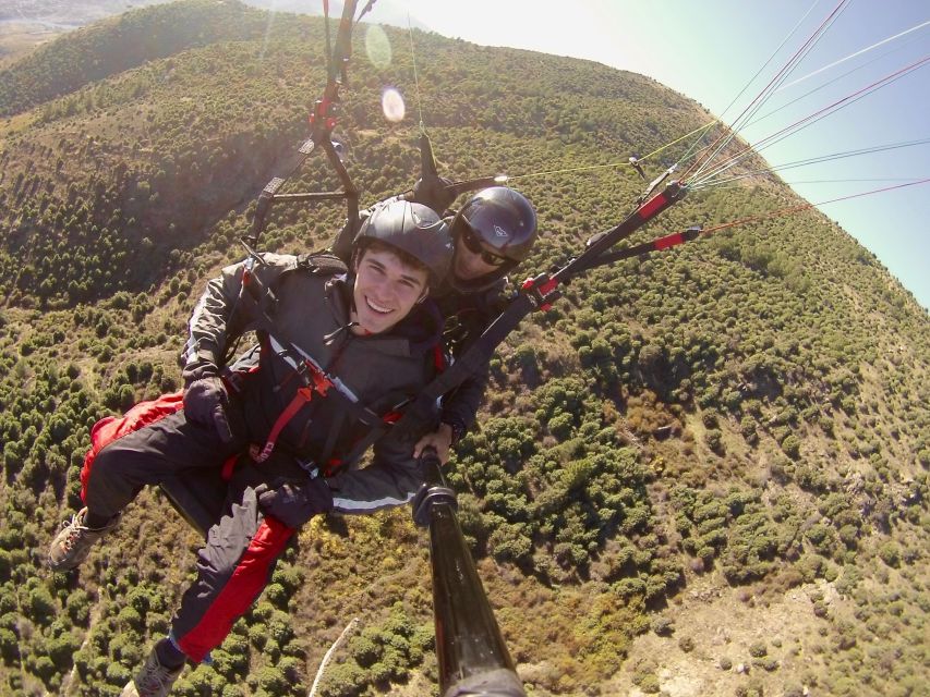 Paragliding Tandem Flight From Madrid - Common questions