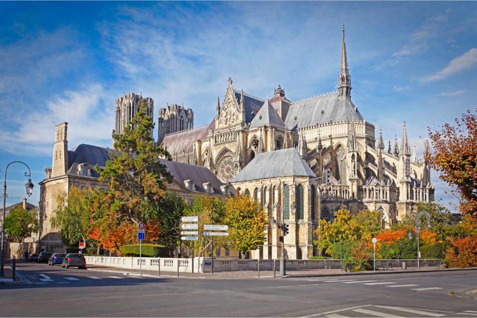 Reims: First Discovery Walk and Reading Walking Tour - Visitor Reviews