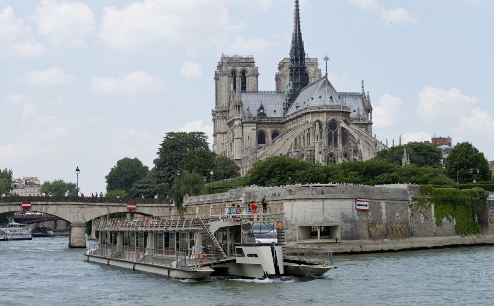 Paris: 1-Hour Sightseeing Cruise and Bistro Lunch - Directions