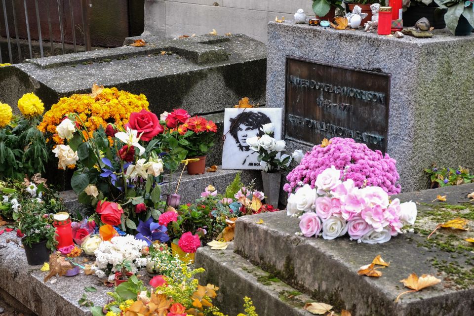 Paris: Famous Graves of Père Lachaise Small Group Tour - Reviews and Ratings Overview