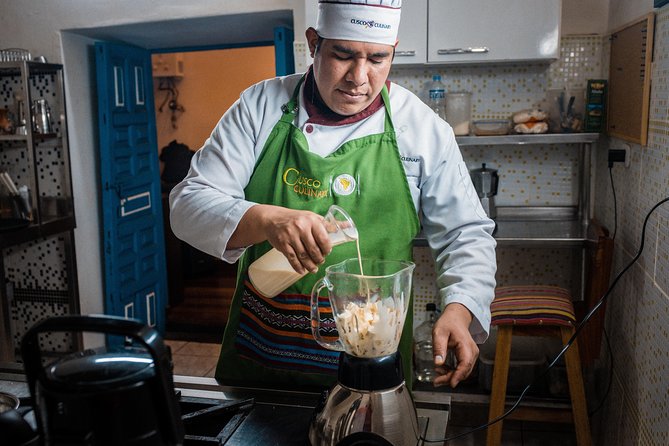 Peruvian Cooking Class and Local Market in Cusco - Exceptional Pisco Sour