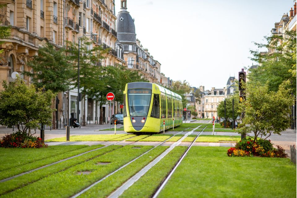 Reims: First Discovery Walk and Reading Walking Tour - Getting Started