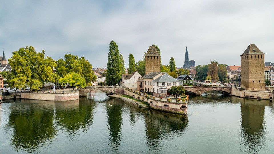 Strasbourg : Discovery Stroll and Reading Walking Tour - Getting Ready for Tour