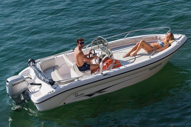 Boat Rental in the Coast of Santa Ponsa - Safety Guidelines