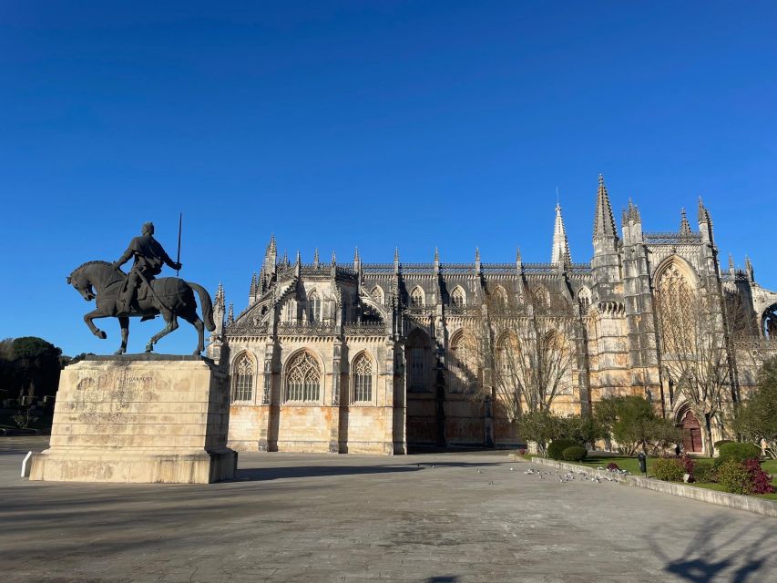 From Lisbon: Fátima, Batalha, Nazaré, and Óbidos - Common questions