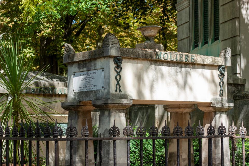 Paris: Famous Graves of Père Lachaise Small Group Tour - Customer Testimonials and Feedback