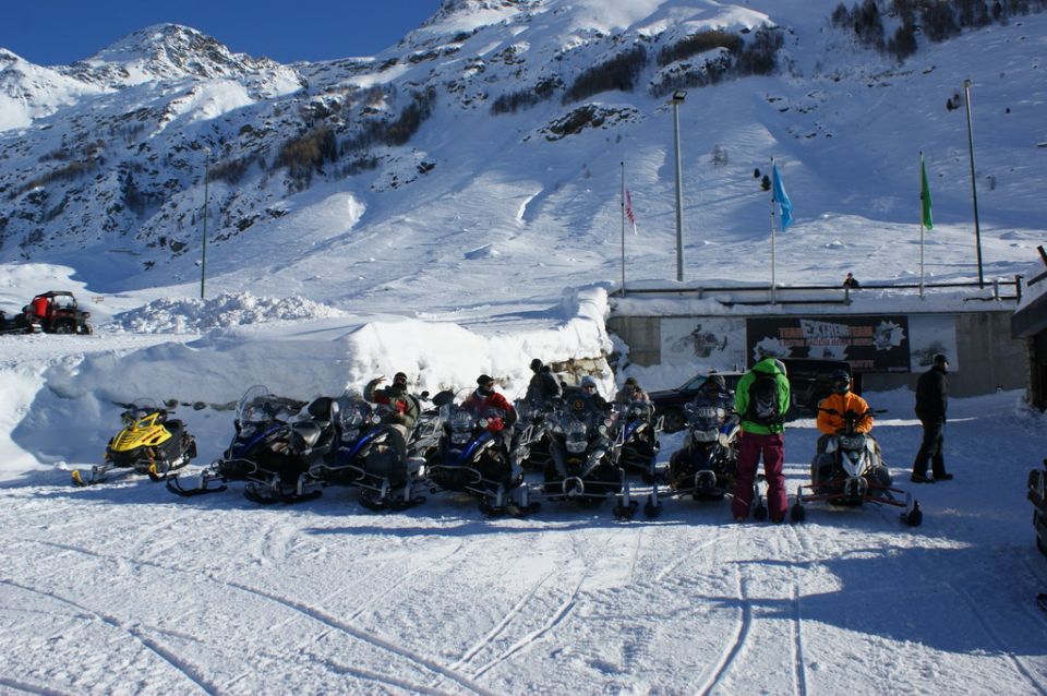 Snowmobile Tour Madesimo / Splügen Pass (Daytrip St. Moritz) - Common questions