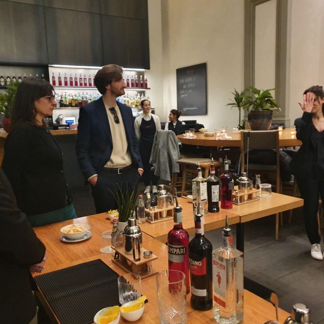 Florence: Negroni Cocktail Making Class With Aperitivo - Common questions